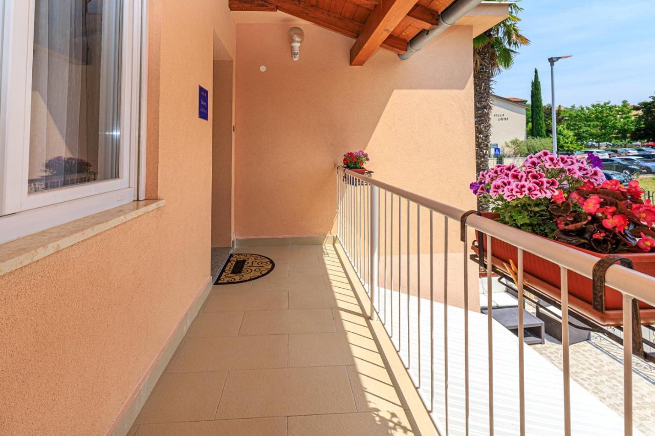 Genoa Rooms Poreč Eksteriør billede