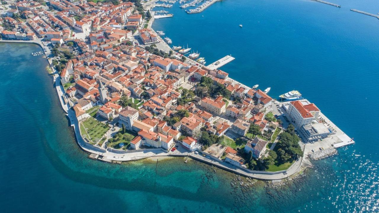 Genoa Rooms Poreč Eksteriør billede
