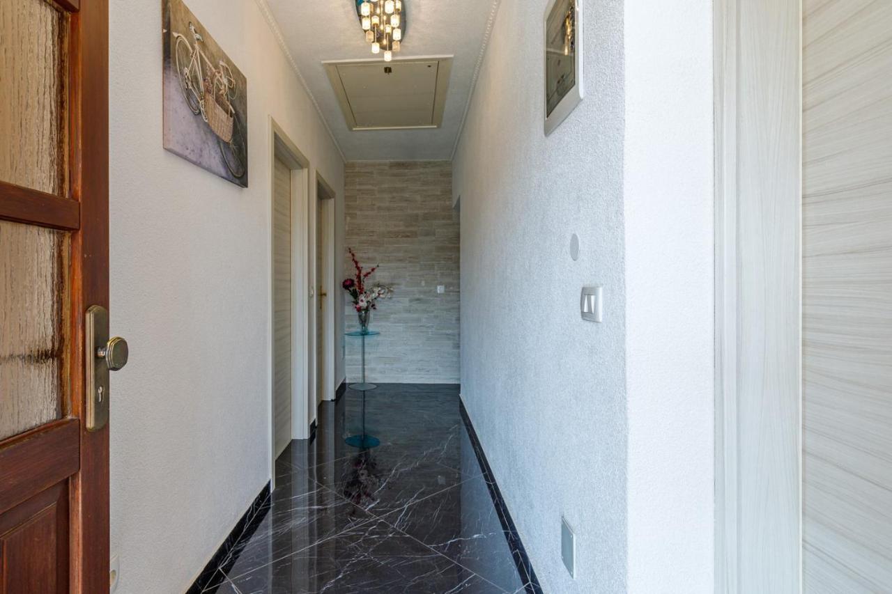 Genoa Rooms Poreč Eksteriør billede